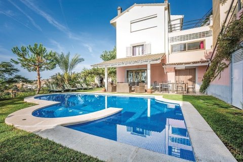 9 dormitorios House en Sant Cebrià de Vallalta, Spain No. 25417