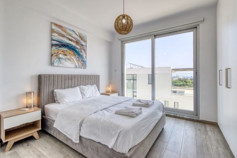 3 bedrooms Villa in Famagusta, Cyprus No. 104509 8