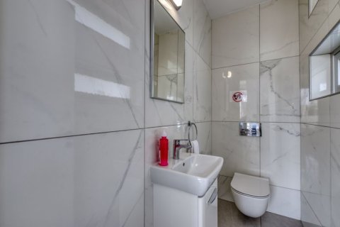 3 bedrooms Villa in Famagusta, Cyprus No. 104509 20