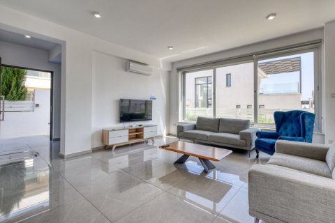 3 bedrooms Villa in Famagusta, Cyprus No. 104509 2