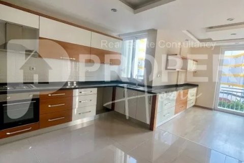 5 rooms Appartement à Binh Thuy, Vietnam No. 14485 26