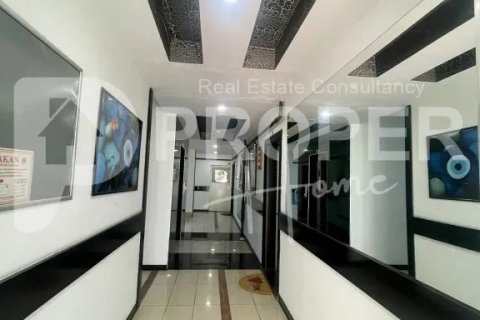 5 rooms Appartement à Binh Thuy, Vietnam No. 14485 25