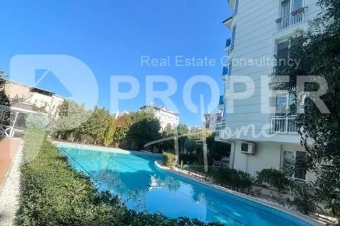 5 rooms Appartement à Binh Thuy, Vietnam No. 14485 3