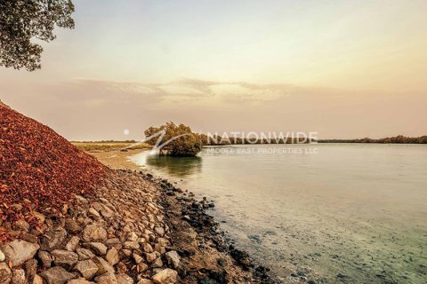 3 dormitorios Townhouse en Binh Duong, Vietnam No. 89877 13