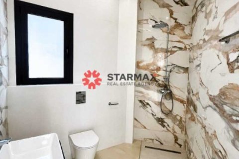 3 bedrooms Apartment in Germasogeia, Cyprus No. 82813 8