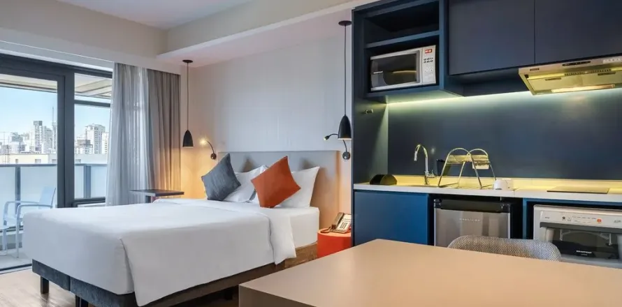 865m² Commercial property in Duc Trong, Vietnam No. 26966