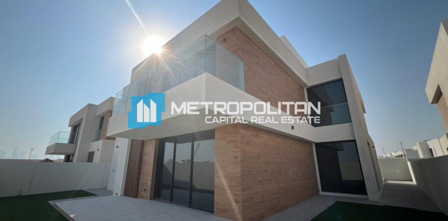 4 dormitorios Villa en  Saadiyat Island, UAE No. 122245