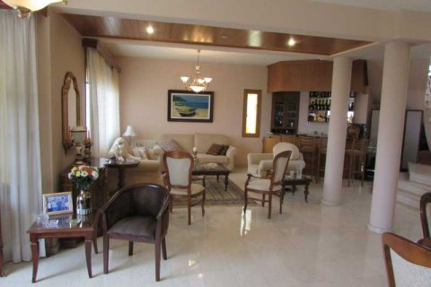 4 bedrooms House in Germasogeia, Cyprus No. 101218 7