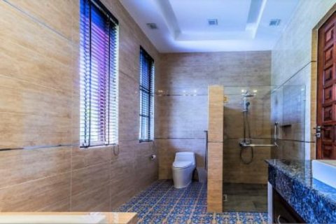 6 bedrooms Villa in Hua Hin, Thailand No. 95859 21