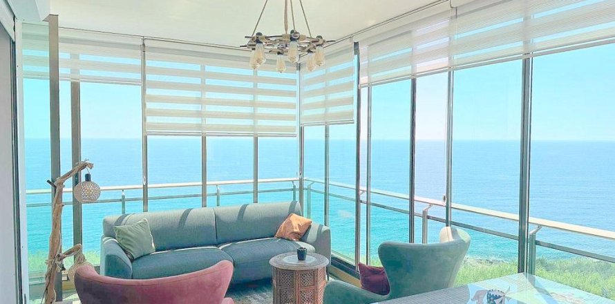 3 rooms Apartment in Kargicak, Turkey No. 127072