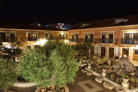 1400m² Hotel in Kefalonia, Greece No. 54340 3