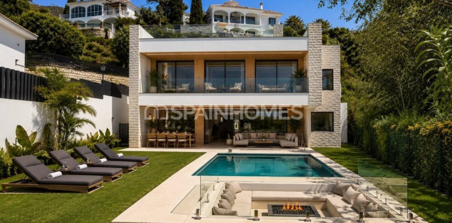 5 chambres Villa à Benalmadena, Spain No. 113118