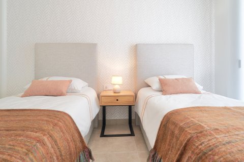 3 bedrooms Apartment in Duc Linh, Vietnam No. 27092 4