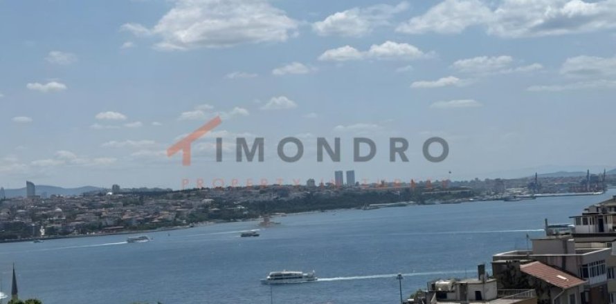 2 dormitorios Apartment en Beyoglu, Turkey No. 129182