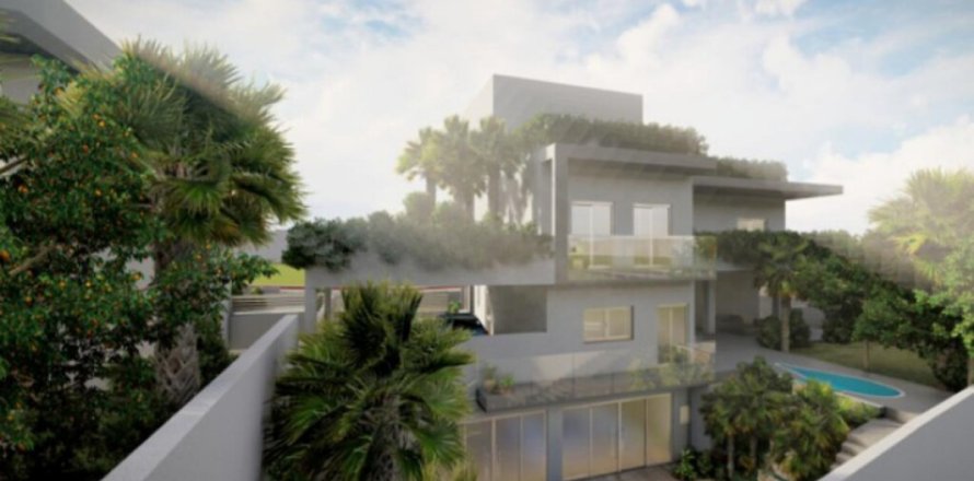 8 bedrooms Villa in Limassol, Cyprus No. 106930