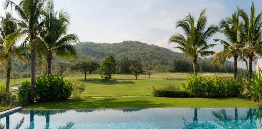 Кондоминиум  с 3 спальнями в Хуа Хин, Таиланд №1833