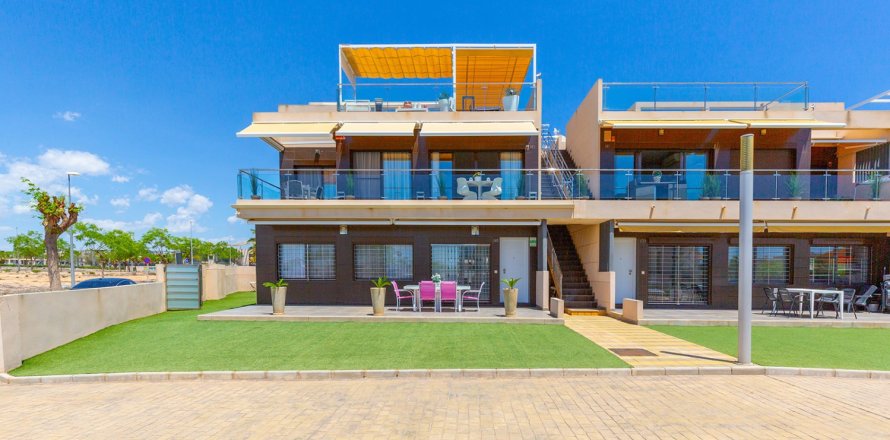 4 bedrooms Apartment in Pilar de la Horadada, Spain No. 85922