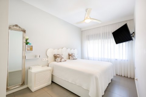 4 bedrooms Apartment in Thuy Tay, Vietnam No. 85922 15