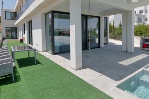 5 bedrooms House in Aradippou, Cyprus No. 101200 10