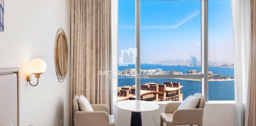 Studio Apartment in The Palm Tower, UAE No. 118561
