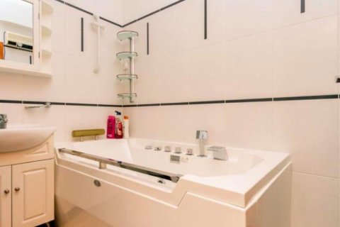 4 bedrooms Villa in Larnaca, Cyprus No. 105948 3