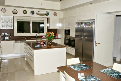 Дом с 4 спальнями в Монагрулли, Кипр №29550 6