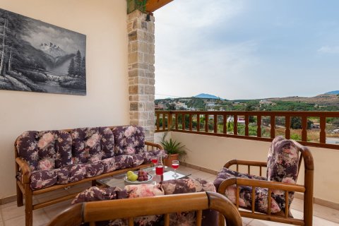 2 bedrooms House in Heraklion, Greece No. 77830 15