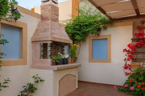 2 bedrooms House in Heraklion, Greece No. 77830 14