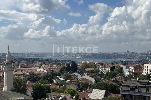 5 bedrooms Apartment in Istanbul, Turkey No. 129414