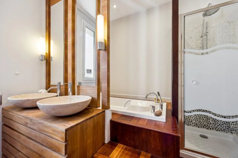 3 bedrooms Apartment in Cannes, France No. 80046 8