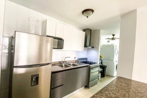 3 bedrooms Apartment in Panama City, Panama No. 129472 4