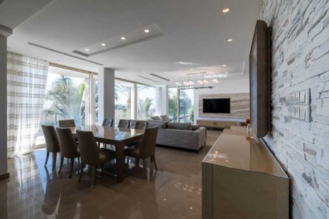 5 dormitorios Villa en Germasogeia, Cyprus No. 100790 5