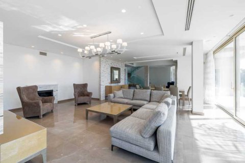 5 dormitorios Villa en Germasogeia, Cyprus No. 100790 4