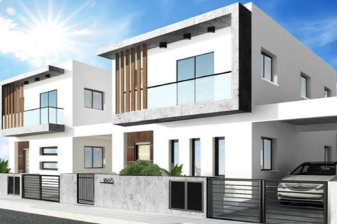 4 bedrooms House in Kato Polemidia, Cyprus No. 31604 1