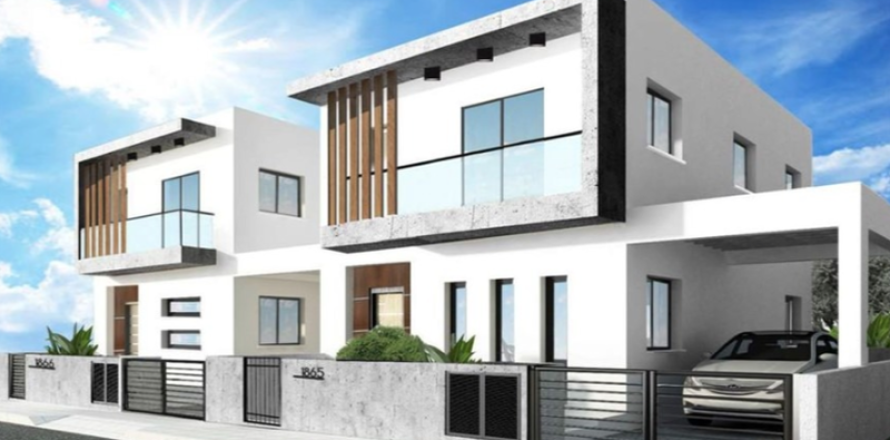 4 bedrooms House in Kato Polemidia, Cyprus No. 31604