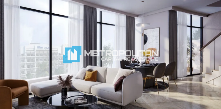 3 dormitorios Apartment en  Yas Island, UAE No. 122197