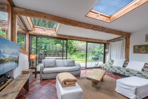 5 bedrooms House in Les Houches, France No. 99440 4