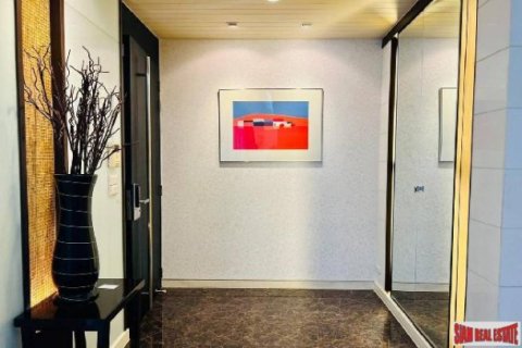 4 bedrooms Apartment in Bangkok, Thailand No. 96287 11