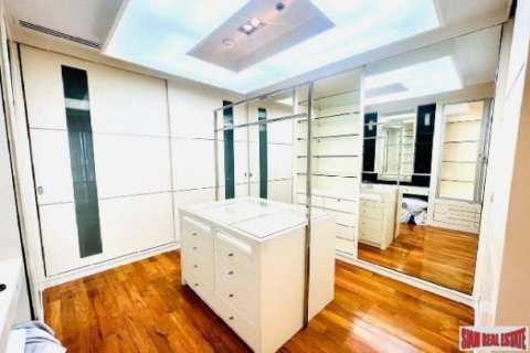 4 bedrooms Apartment in Bangkok, Thailand No. 96287 27