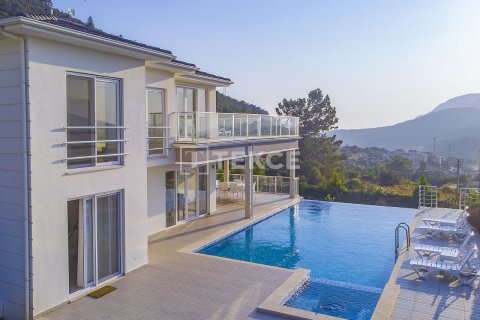 5 dormitorios Villa en Fethiye, Turkey No. 120929