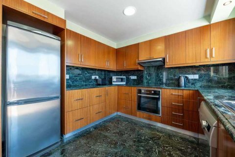 3 bedrooms Penthouse in Paphos, Cyprus No. 32904 8