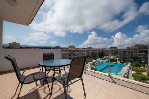 3 bedrooms Penthouse in Paphos, Cyprus No. 32904 15