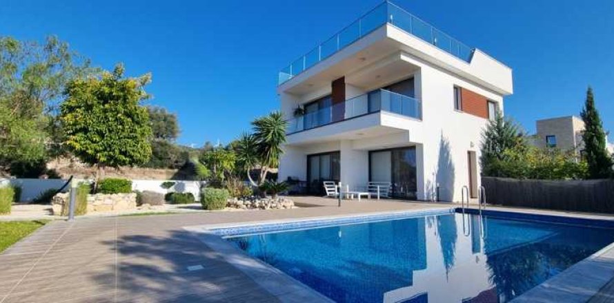 4 chambres Villa à Kouklia, Cyprus No. 84347