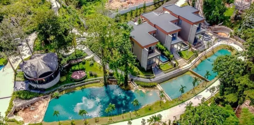 5 bedrooms Villa in Phuket, Thailand No. 86567