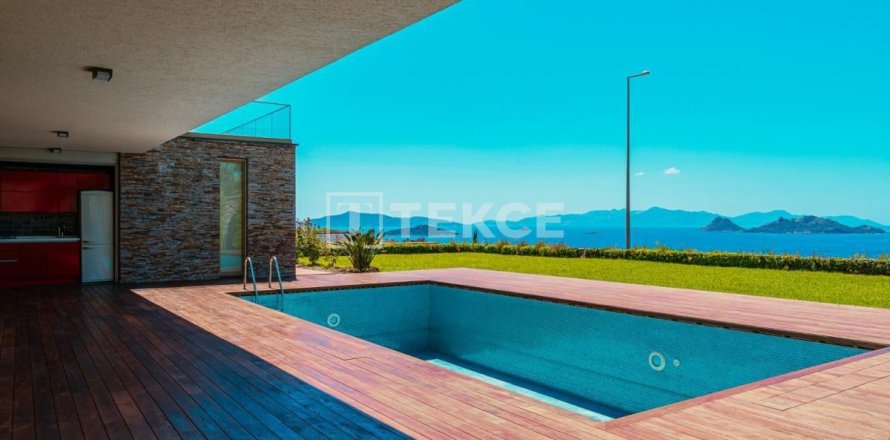 4 bedrooms Villa in Bodrum, Turkey No. 124086