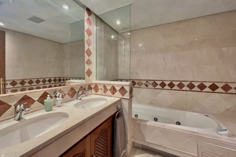 3 bedrooms Penthouse in Dinh An, Vietnam No. 27626 6