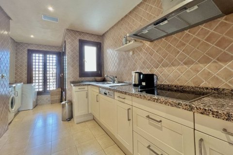 3 bedrooms Penthouse in Dinh An, Vietnam No. 27626 9