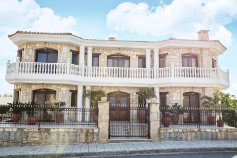 6 dormitorios Villa en Limassol, Cyprus No. 105689 1