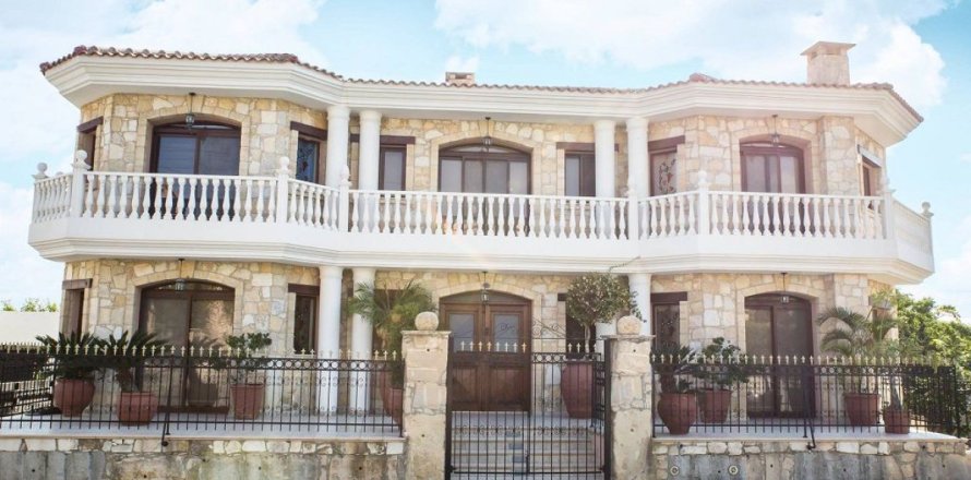 6 dormitorios Villa en Limassol, Cyprus No. 105689