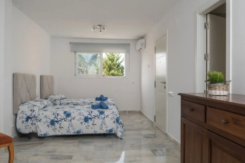 4 bedrooms Office in Nghia Dung, Vietnam No. 92319 15